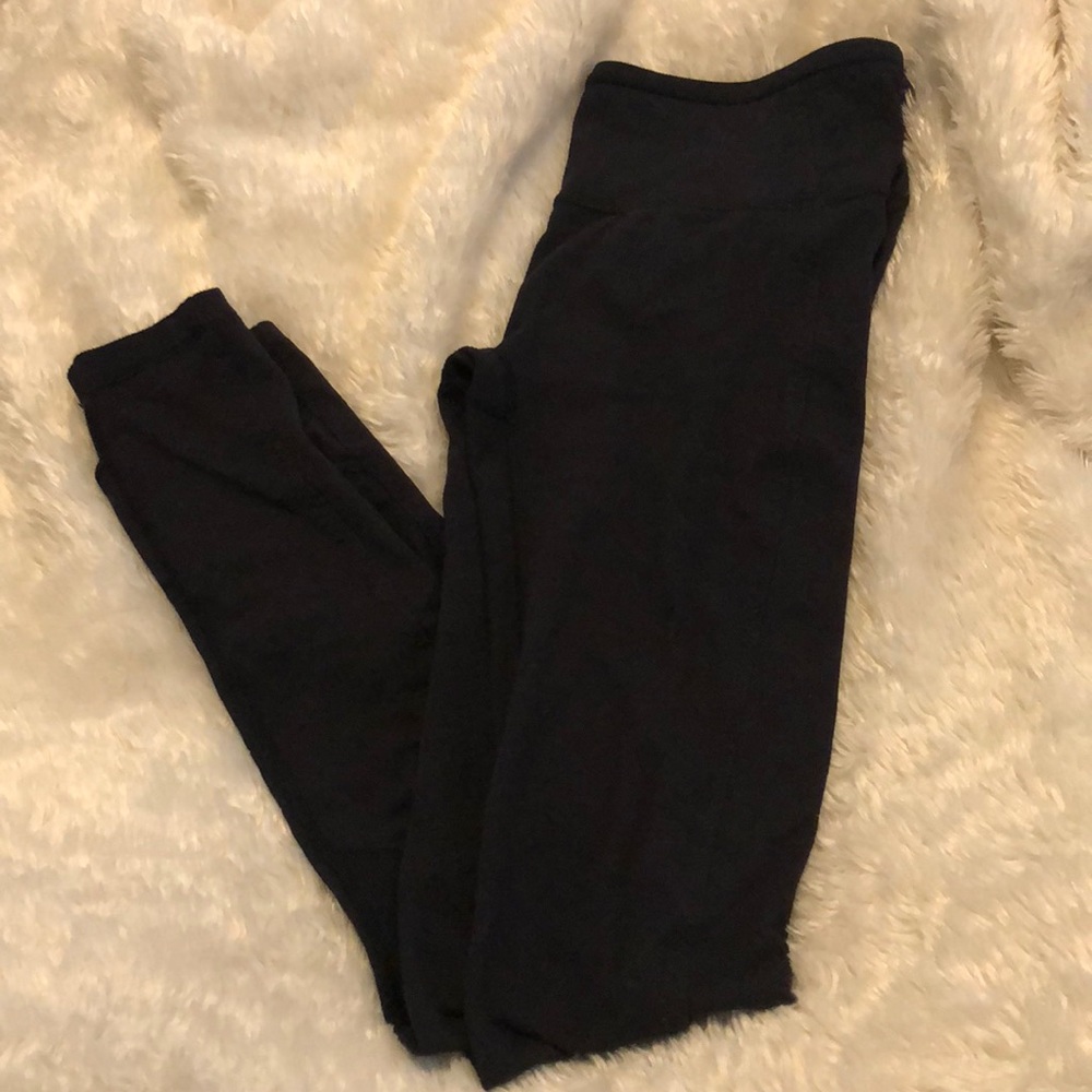 Black ivivva leggings size 12 with footholes